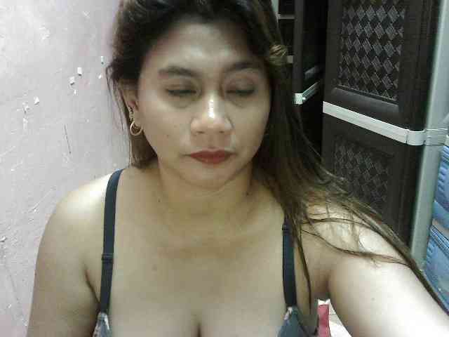 peenastyfame webcam