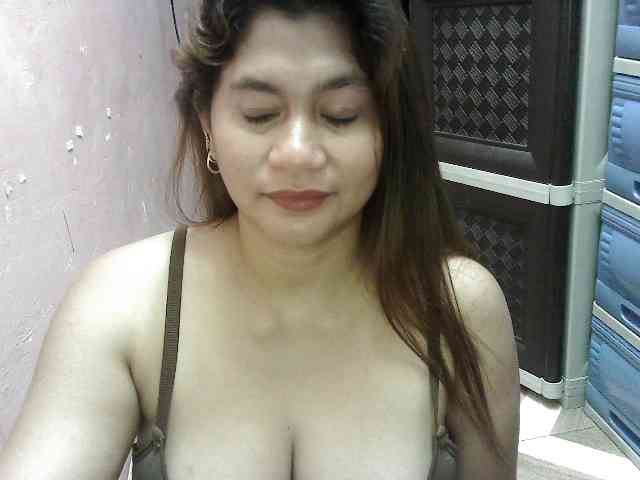 peenastyfame webcam