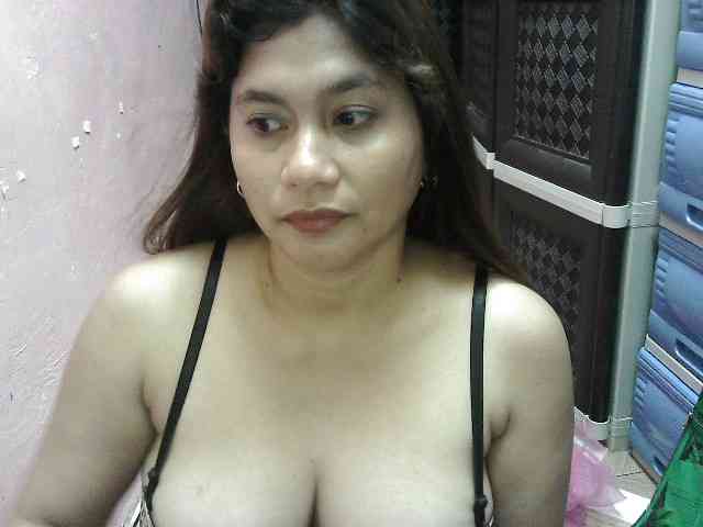 peenastyfame webcam