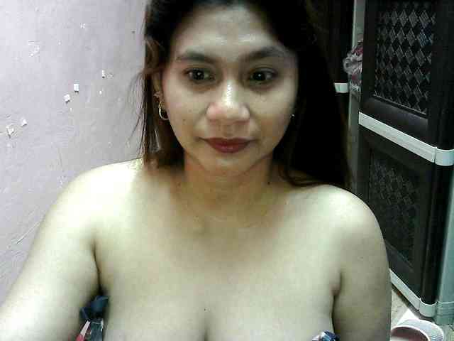 peenastyfame webcam