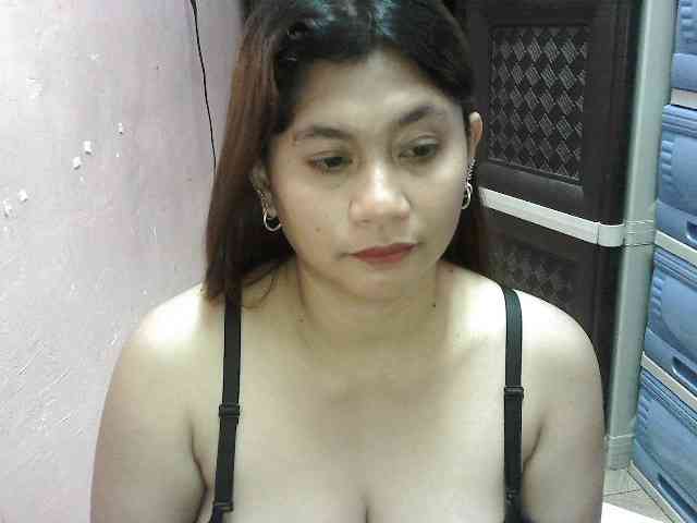 peenastyfame webcam
