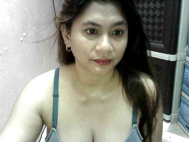 peenastyfame webcam