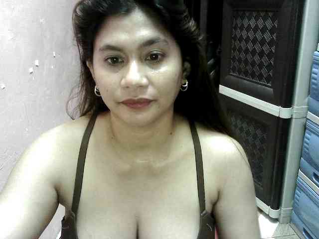 peenastyfame webcam
