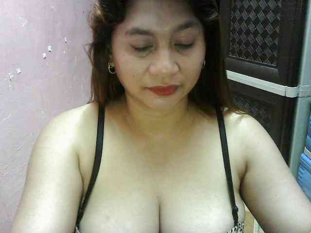 peenastyfame webcam