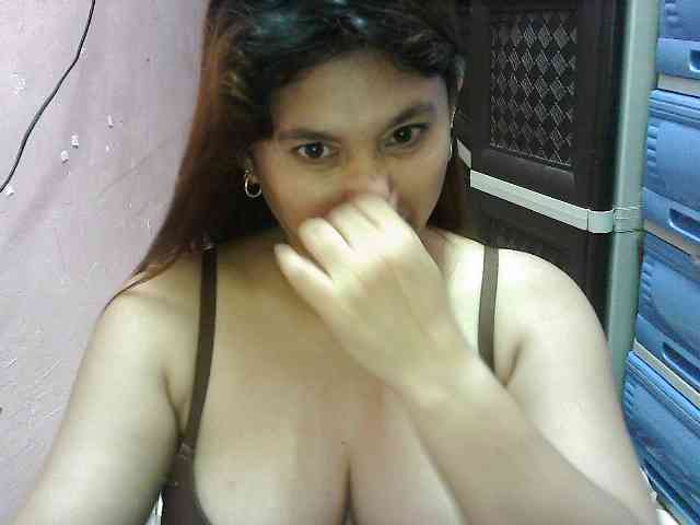 peenastyfame webcam