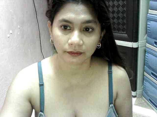 peenastyfame webcam