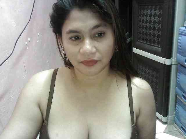 peenastyfame webcam
