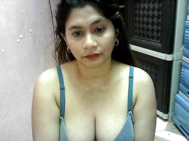 peenastyfame webcam