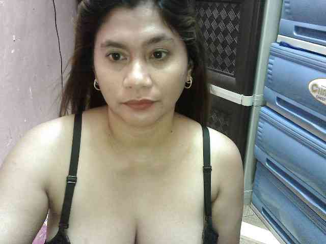 peenastyfame webcam