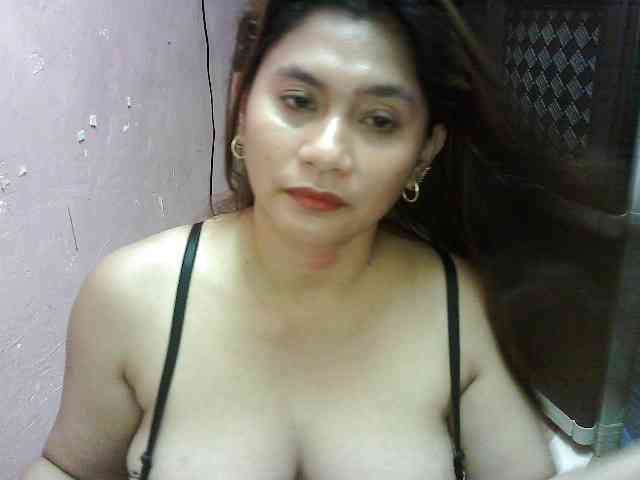 peenastyfame webcam