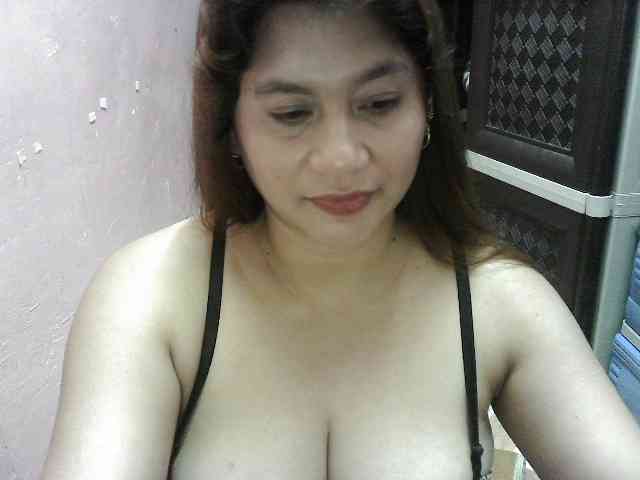 peenastyfame webcam