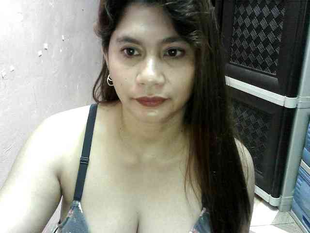 peenastyfame webcam