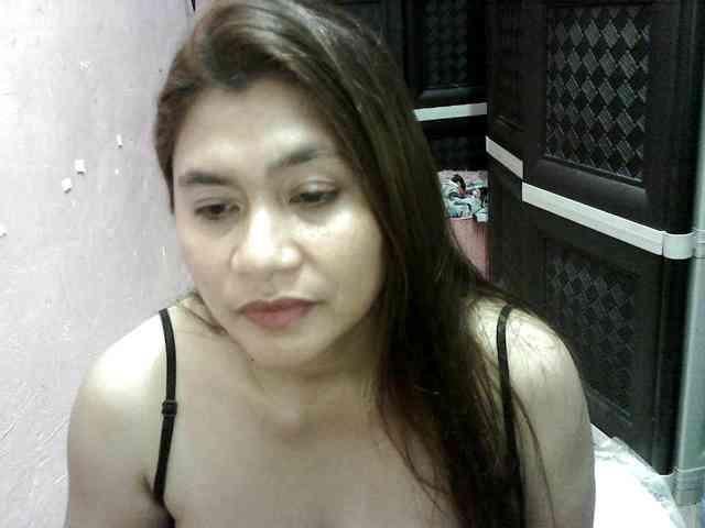 peenastyfame webcam