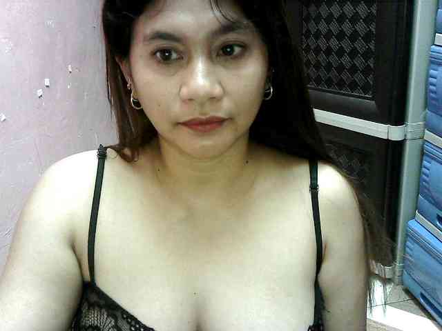 peenastyfame webcam