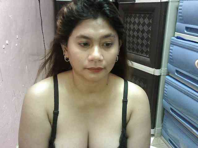 peenastyfame webcam