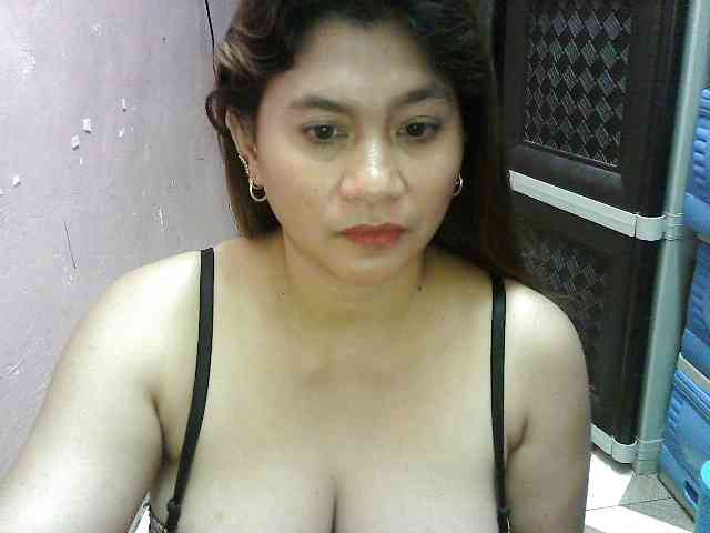 peenastyfame webcam