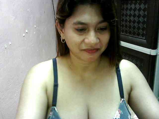 peenastyfame webcam