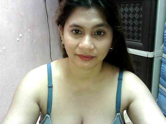peenastyfame webcam