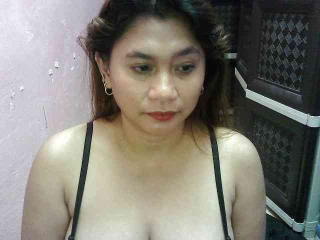 peenastyfame webcam