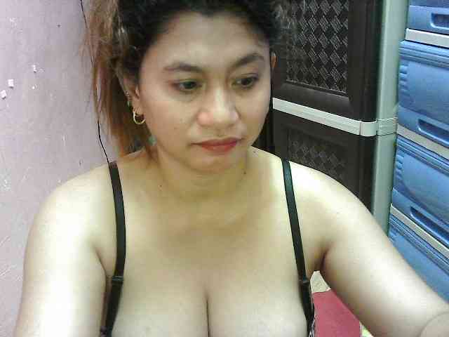 peenastyfame webcam