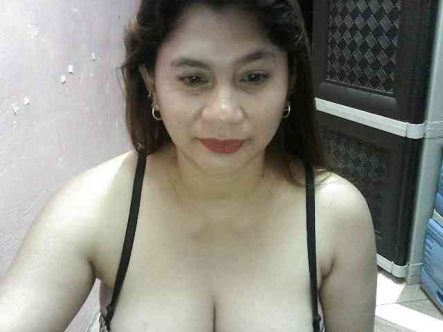 peenastyfame webcam