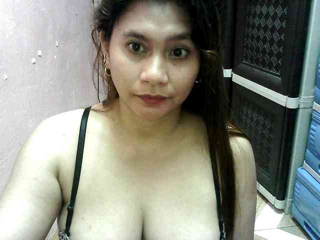 peenastyfame webcam