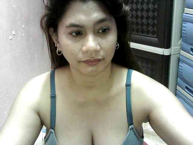 peenastyfame webcam