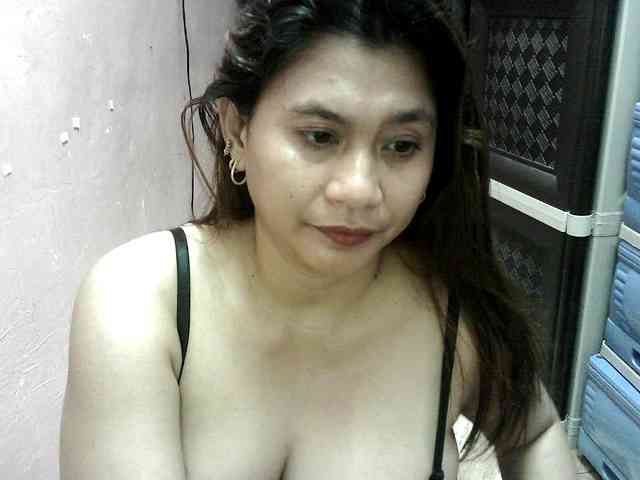 peenastyfame webcam