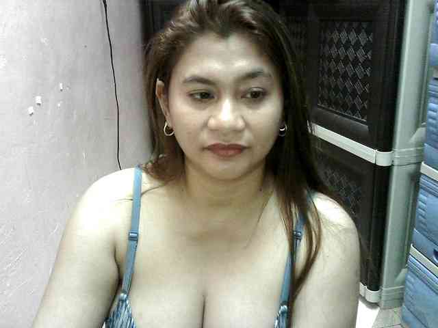 peenastyfame webcam