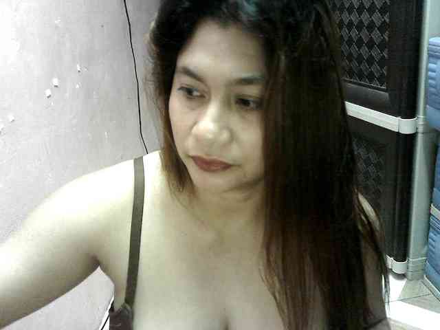 peenastyfame webcam