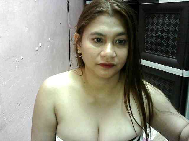 peenastyfame webcam