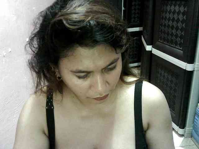 peenastyfame webcam