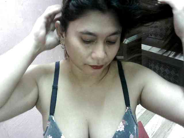 peenastyfame webcam