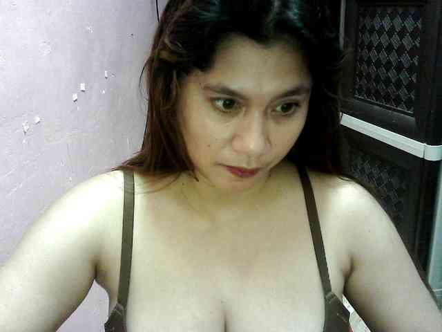 peenastyfame webcam