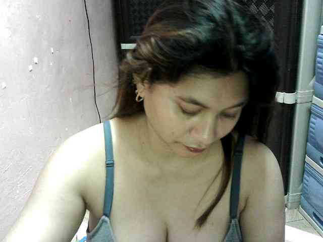 peenastyfame webcam