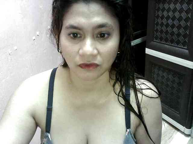 peenastyfame webcam