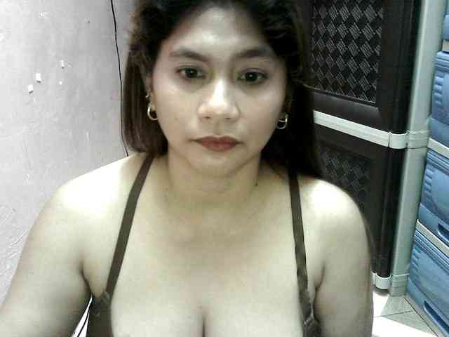 peenastyfame webcam