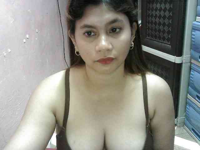peenastyfame webcam