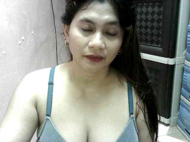 peenastyfame webcam