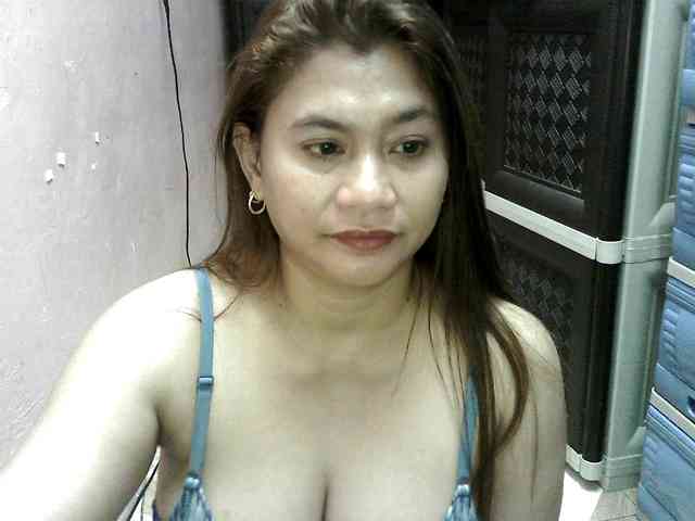peenastyfame webcam