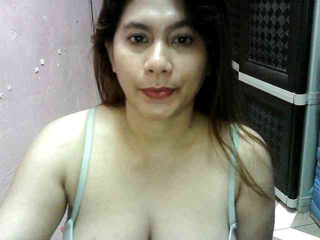 peenastyfame webcam