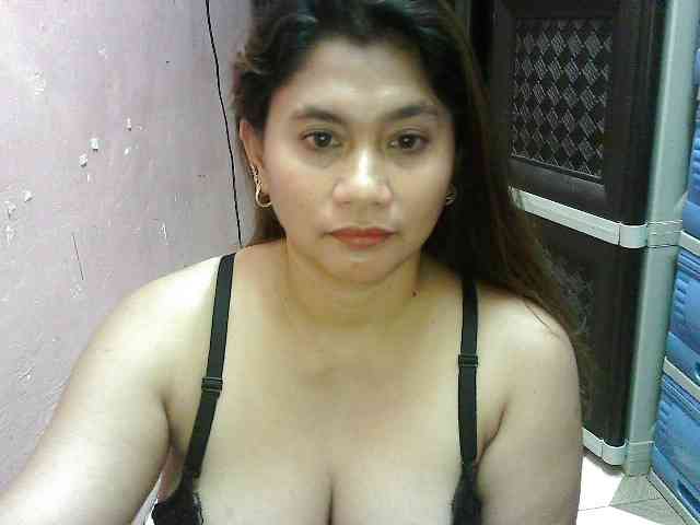peenastyfame webcam