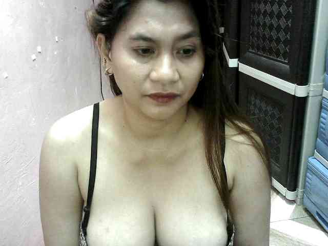 peenastyfame webcam