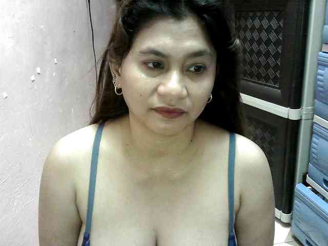 peenastyfame webcam