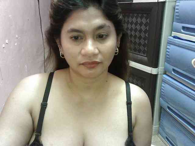 peenastyfame webcam