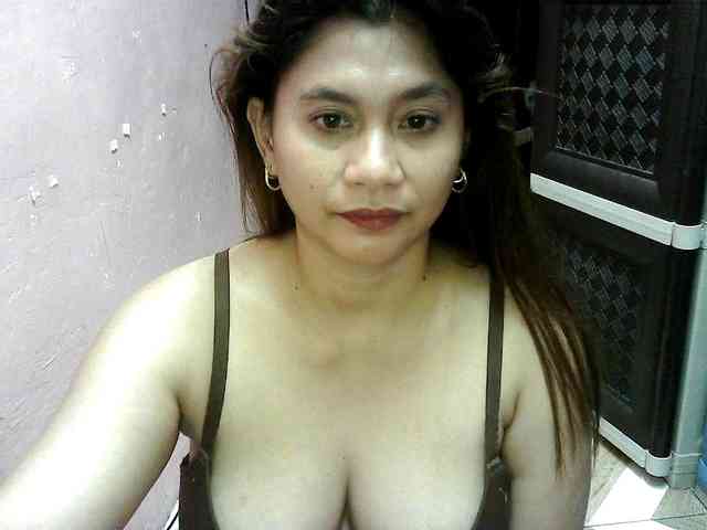 peenastyfame webcam