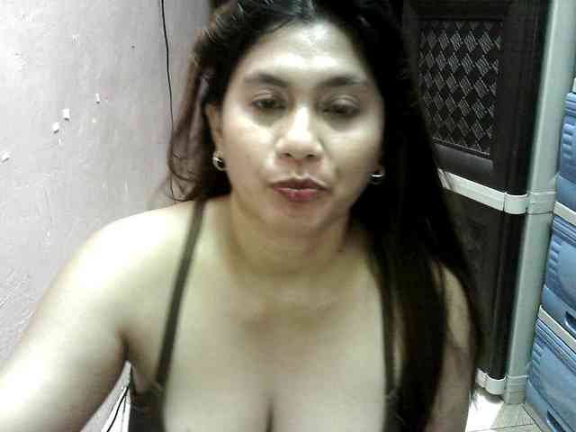 peenastyfame webcam