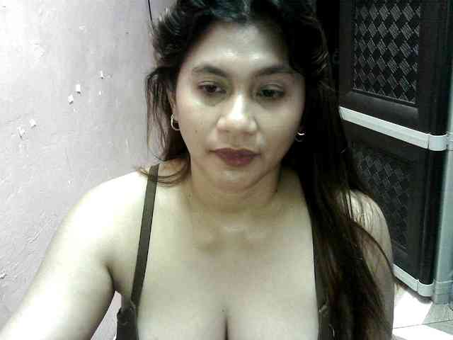 peenastyfame webcam