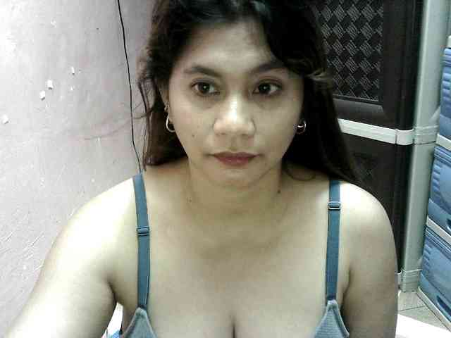 peenastyfame webcam