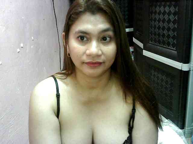 peenastyfame webcam